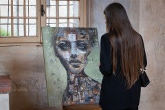 EM_7043